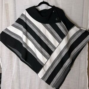 Y2K Artex Fashion, poncho,cape,women ,one size , black & white,Canada made ,EC